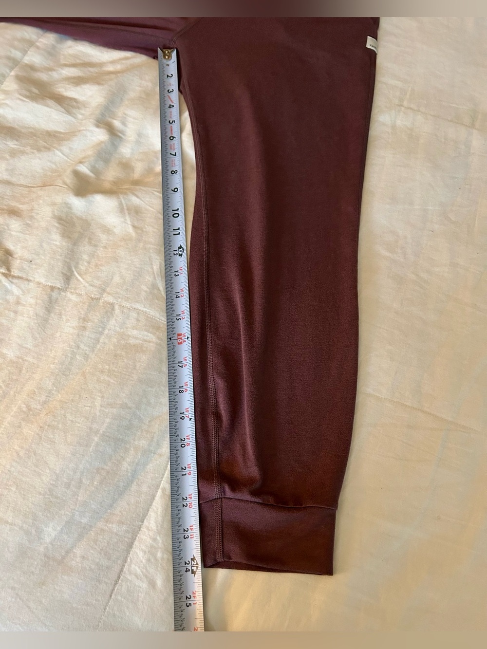 Vuori Performance Joggers, Fig Heather, Maroon, Drawstring, Pockets, Sweatpants - Picture 9 of 16